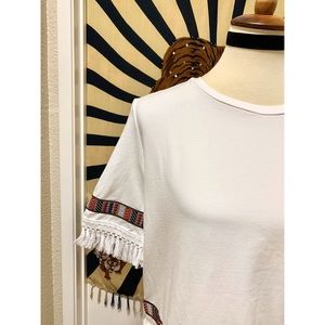 🌈 Beautiful bohemian chic top